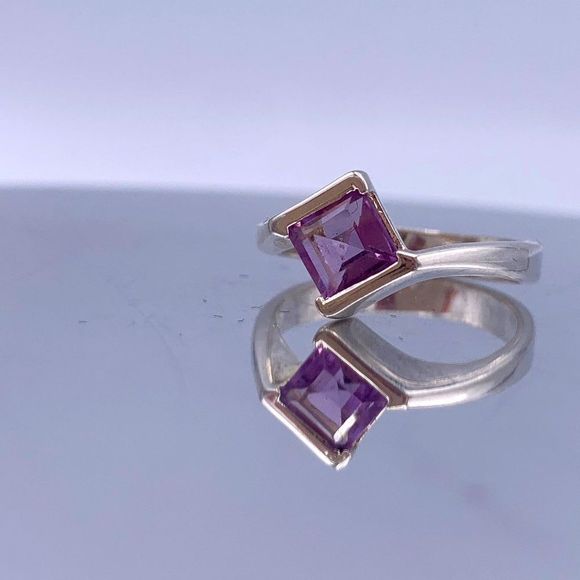 Vintage Sterling Silver Amethyst Bypass Ring - Asscher Cut - Picture 6 of 9